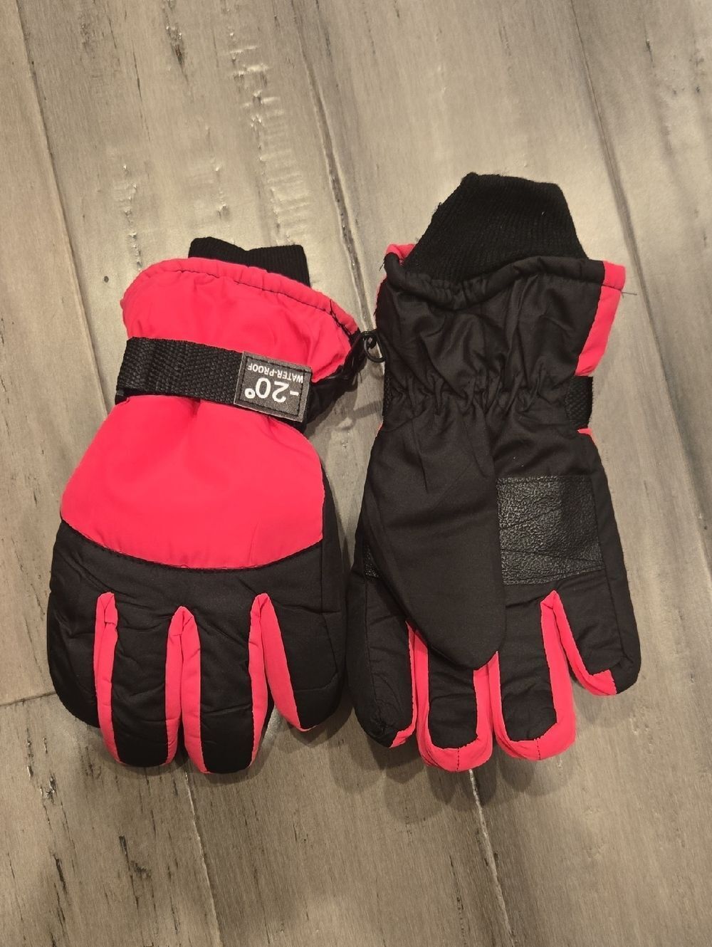 Kids Waterproof Winter Gloves - Pink and Black M